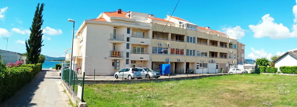 Beach Apartment Sveti Filip I Jakov - Turanj Exterior photo