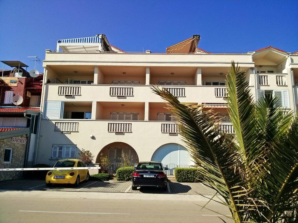 Beach Apartment Sveti Filip I Jakov - Turanj Exterior photo